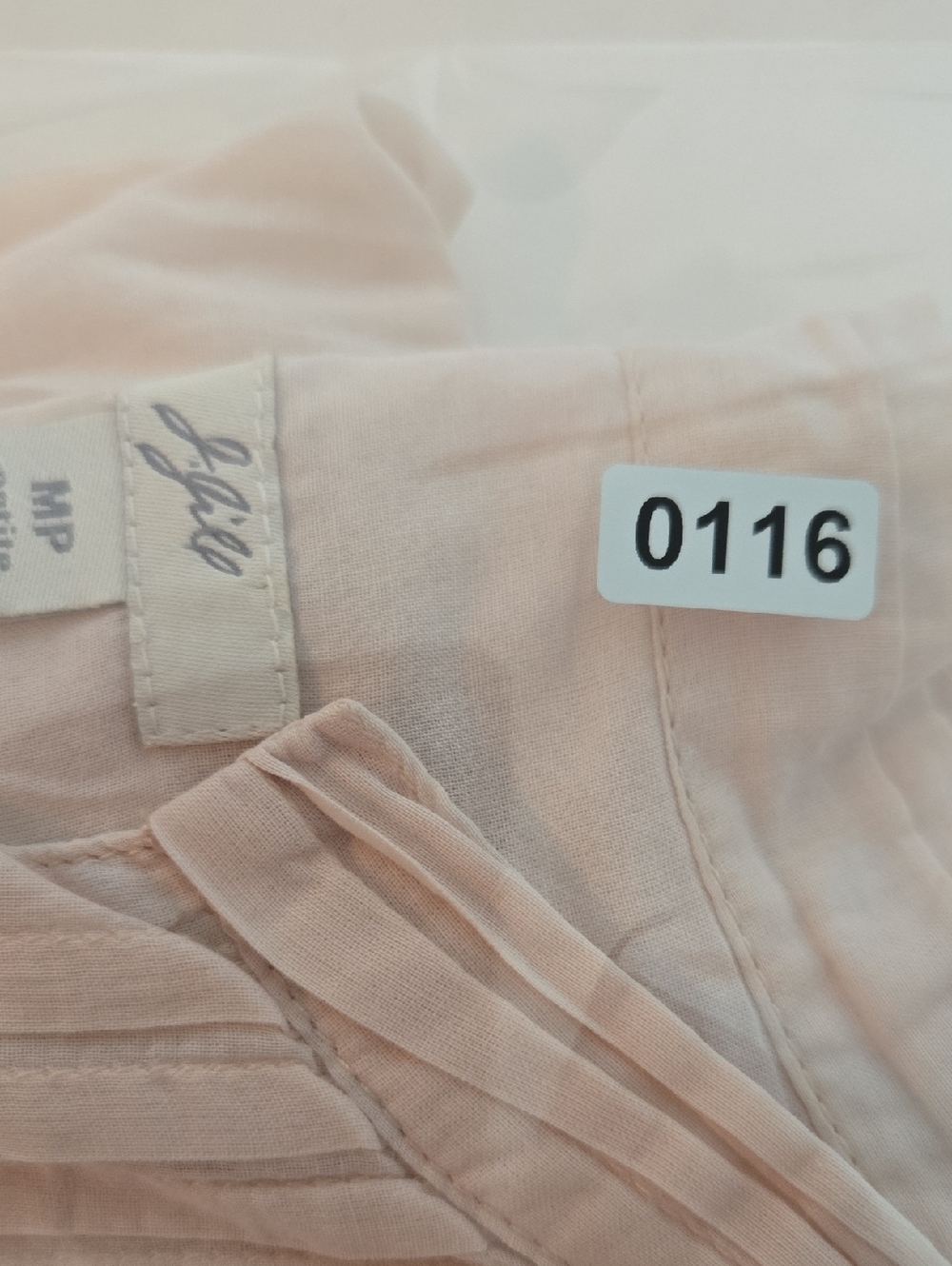 J. Jill Pale Pink Pintuck Peasant Blouse Size Med Petite - Picture 11 of 11